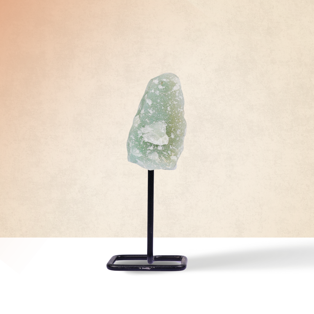 Green Aventurine Raw Stone Stand – for Vastu