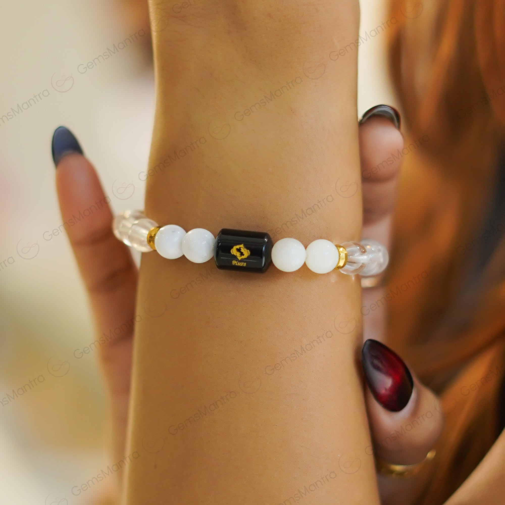 Pisces Zodiac Meen Rashi Bracelet with Clear Quartz & Moonstone