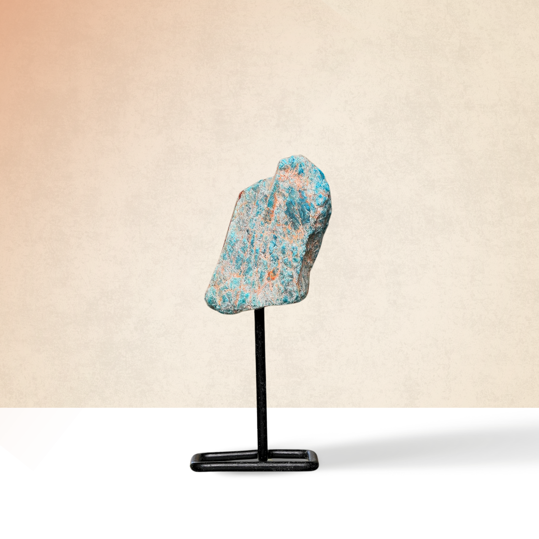Apatite Raw Stone Stand – for Vastu