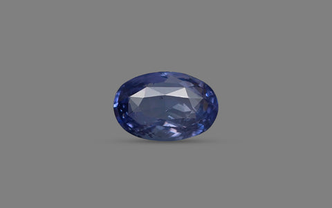 Blue Sapphire - 4.88 Carats