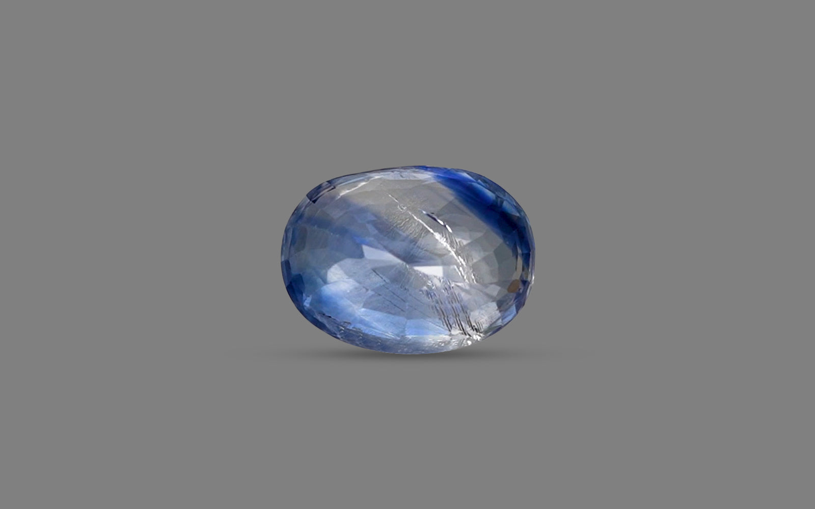 Blue Sapphire - 4.53 Carats