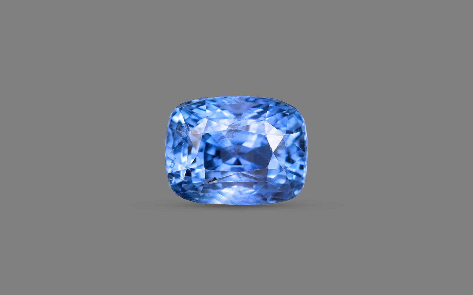 Blue Sapphire - 4.63 Carats