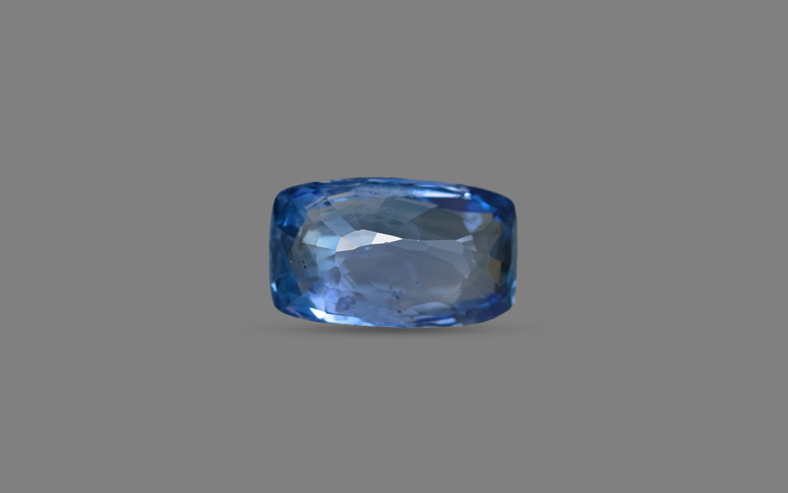 Blue Sapphire - 7.18 Carats