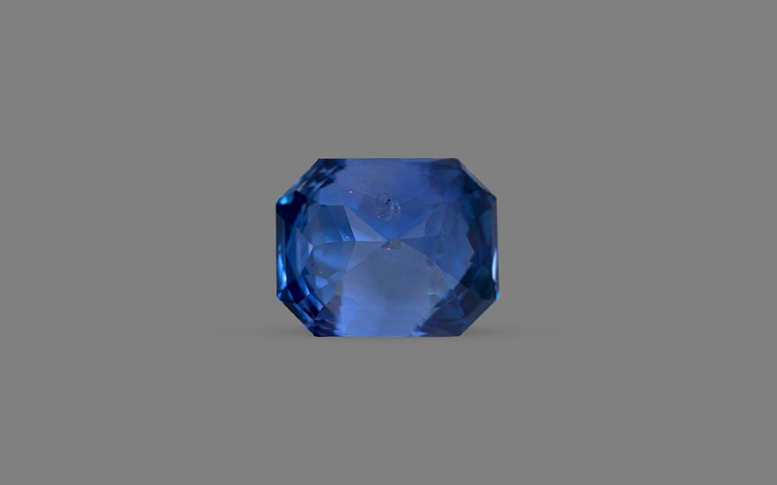 Blue Sapphire - 7.55 Carats