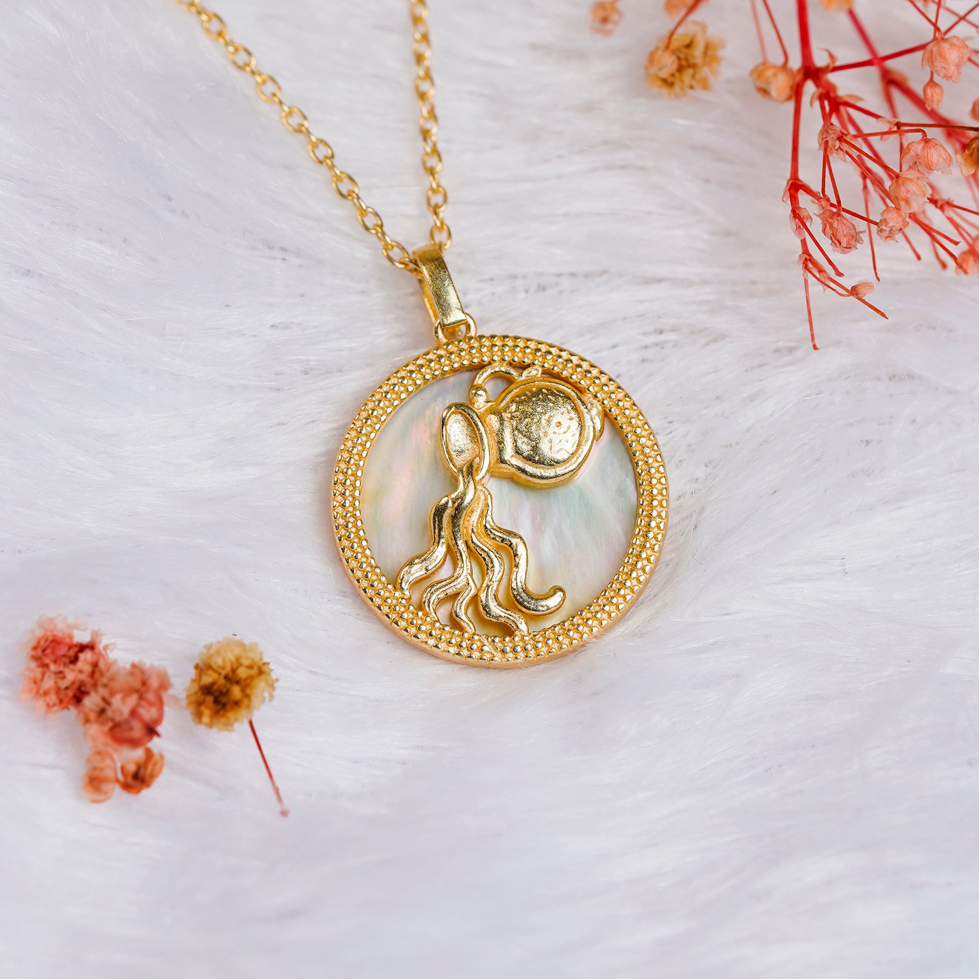 Aquarius Pendant for Vision and Intuition