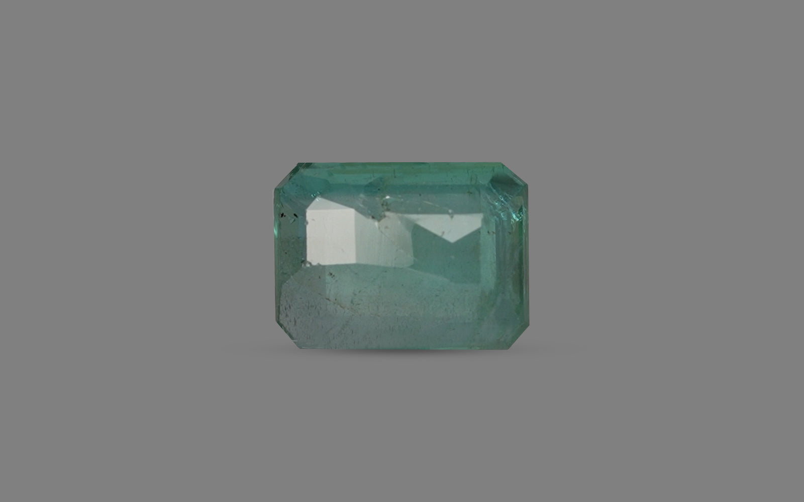 Emerald (Panna) - 3.57 Carats