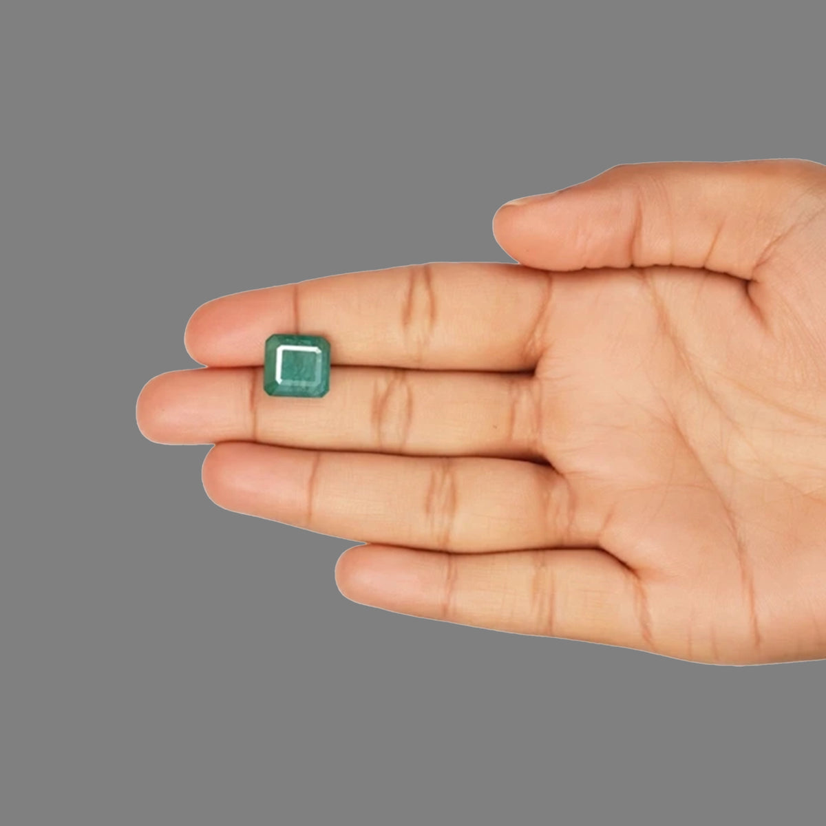 Emerald - 7.42 Carats