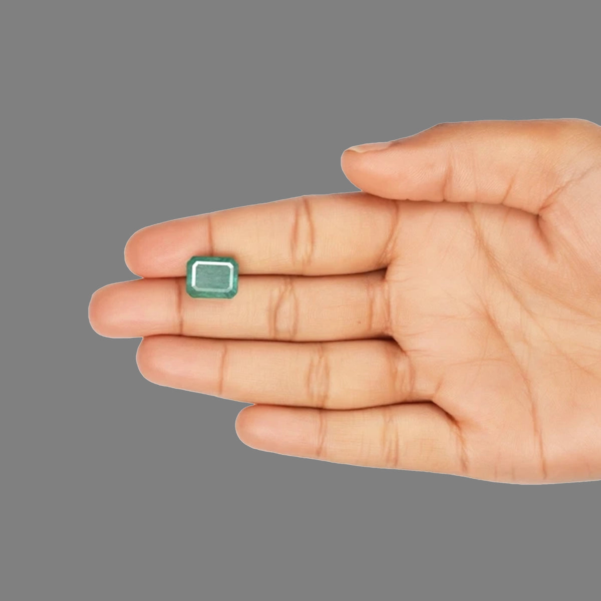 Emerald - 7.75 Carats