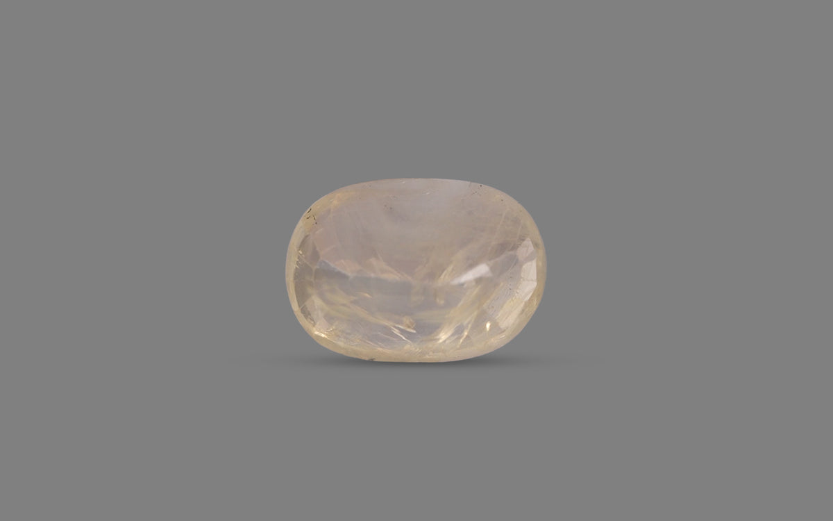 Yellow Sapphire (Pukhraj) – 7.88 Carat / 8.75 Ratti