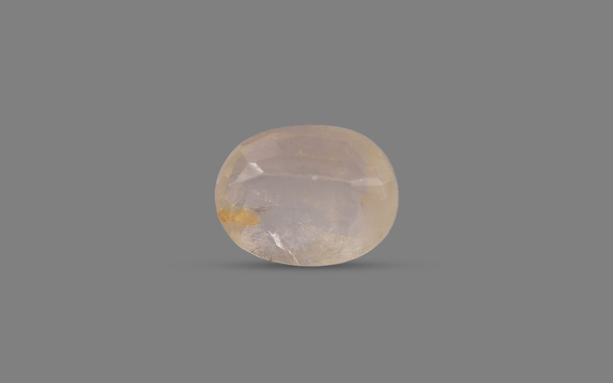 Yellow Sapphire (Pukhraj) – 5.78 Carat / 6.42 Ratti