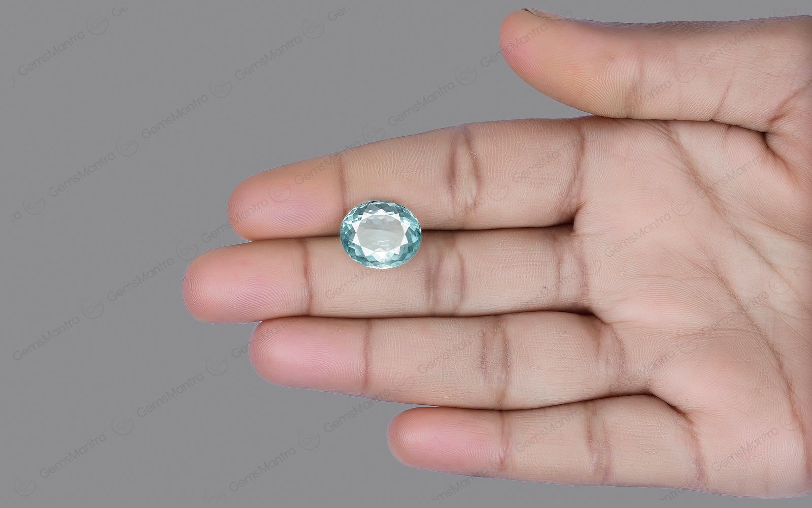 Aquamarine - 7.81 Carats