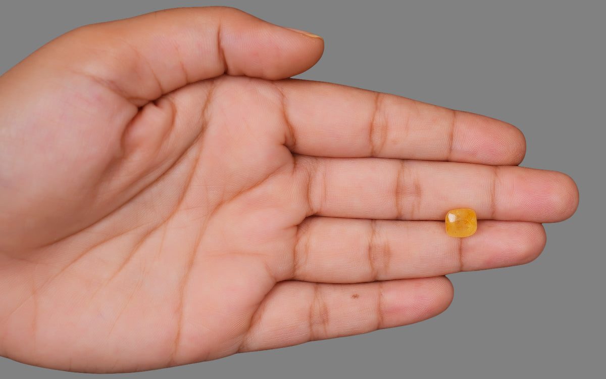 Yellow Sapphire (Pukhraj) – 4.75 Carat / 5.27 Ratti