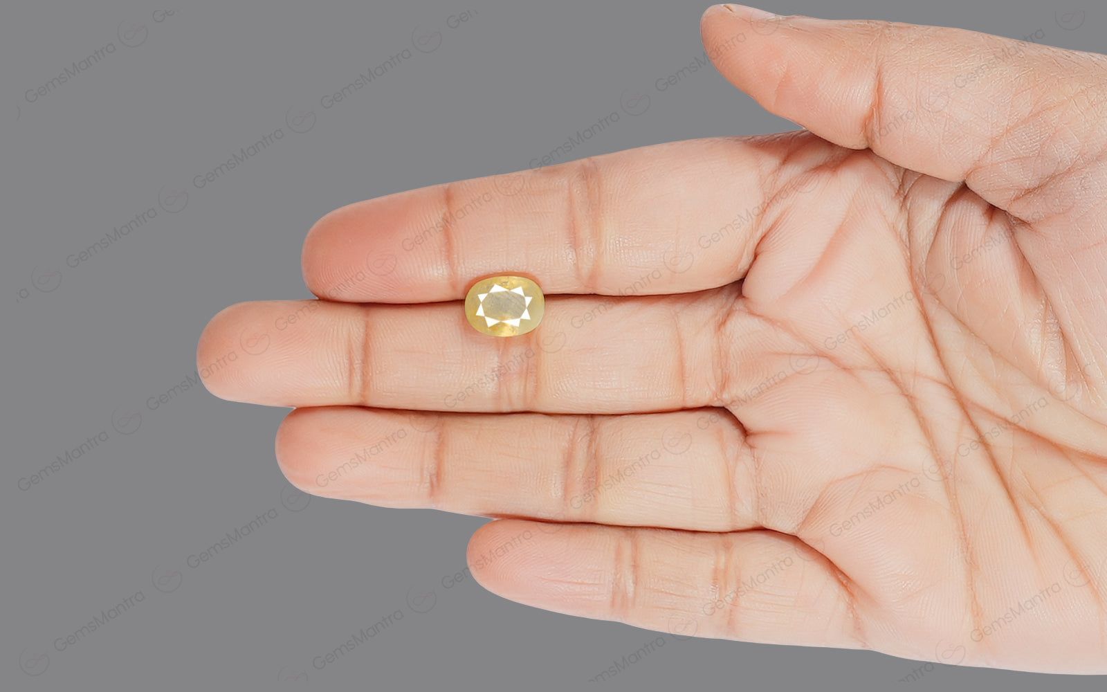 Yellow Sapphire - 3.9 Carats