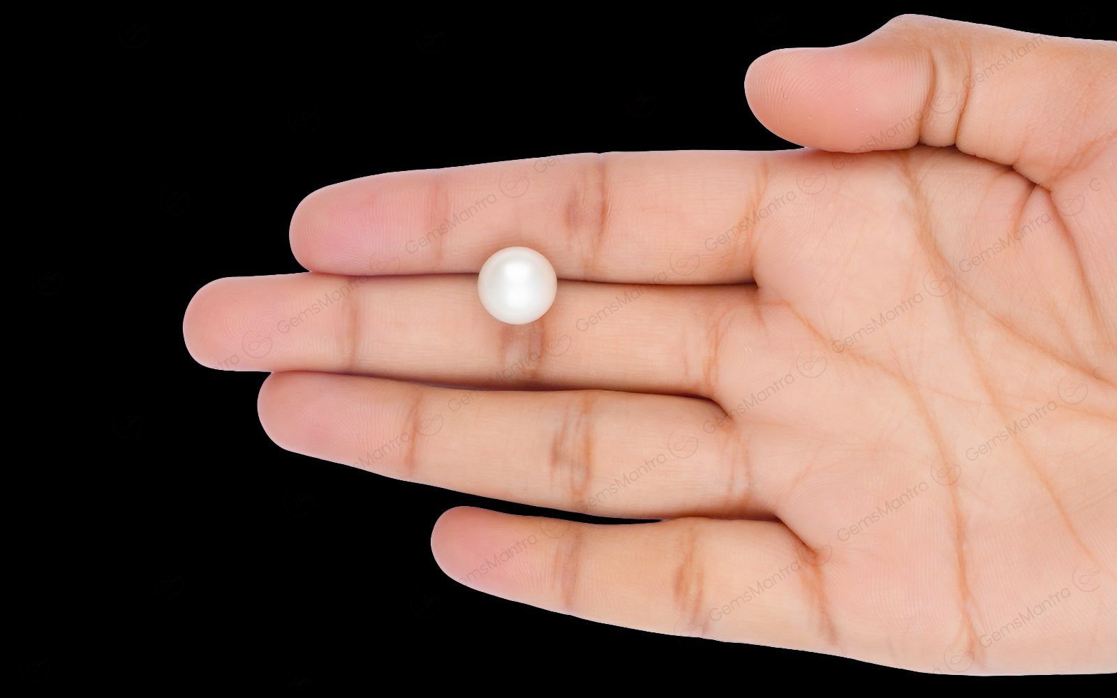 South Sea Pearl - 8.8 Carats