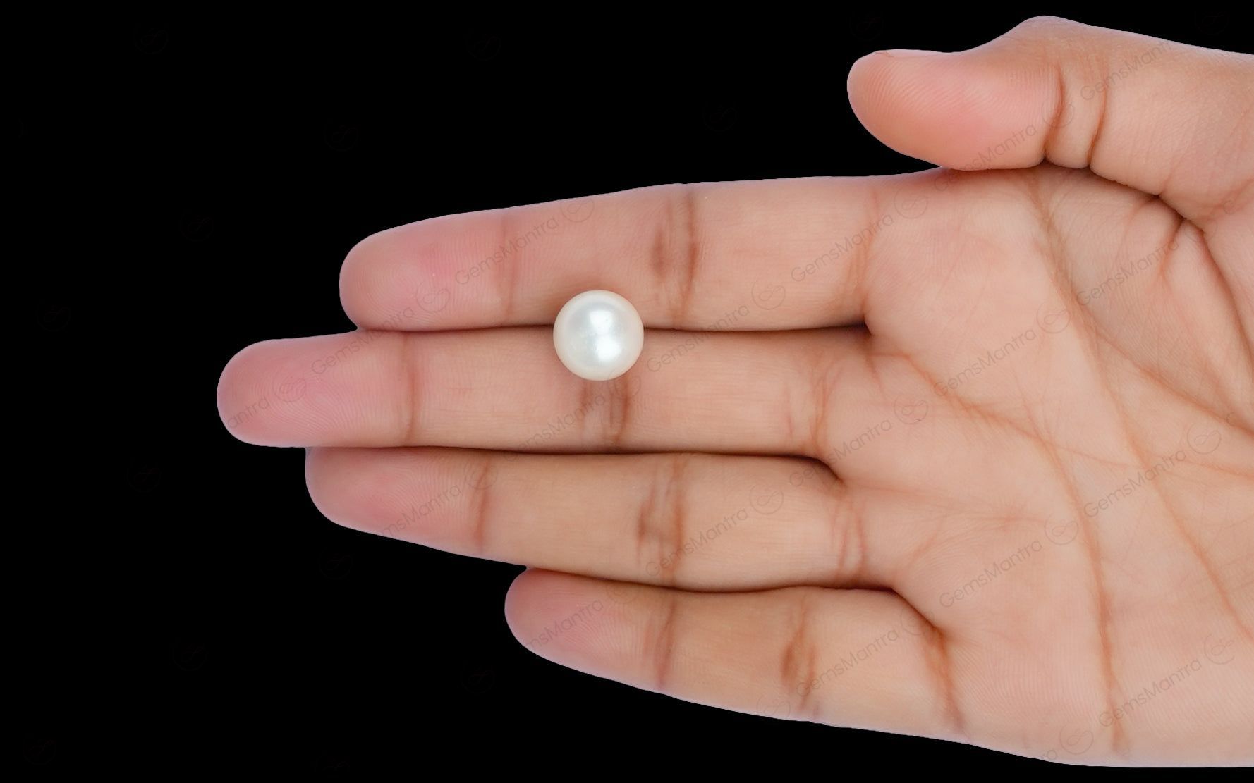 South Sea Pearl - 9.44 Carats