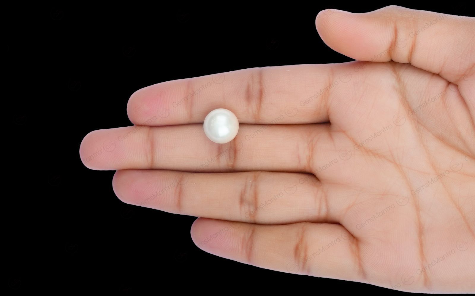 South Sea Pearl - 9.33 Carats