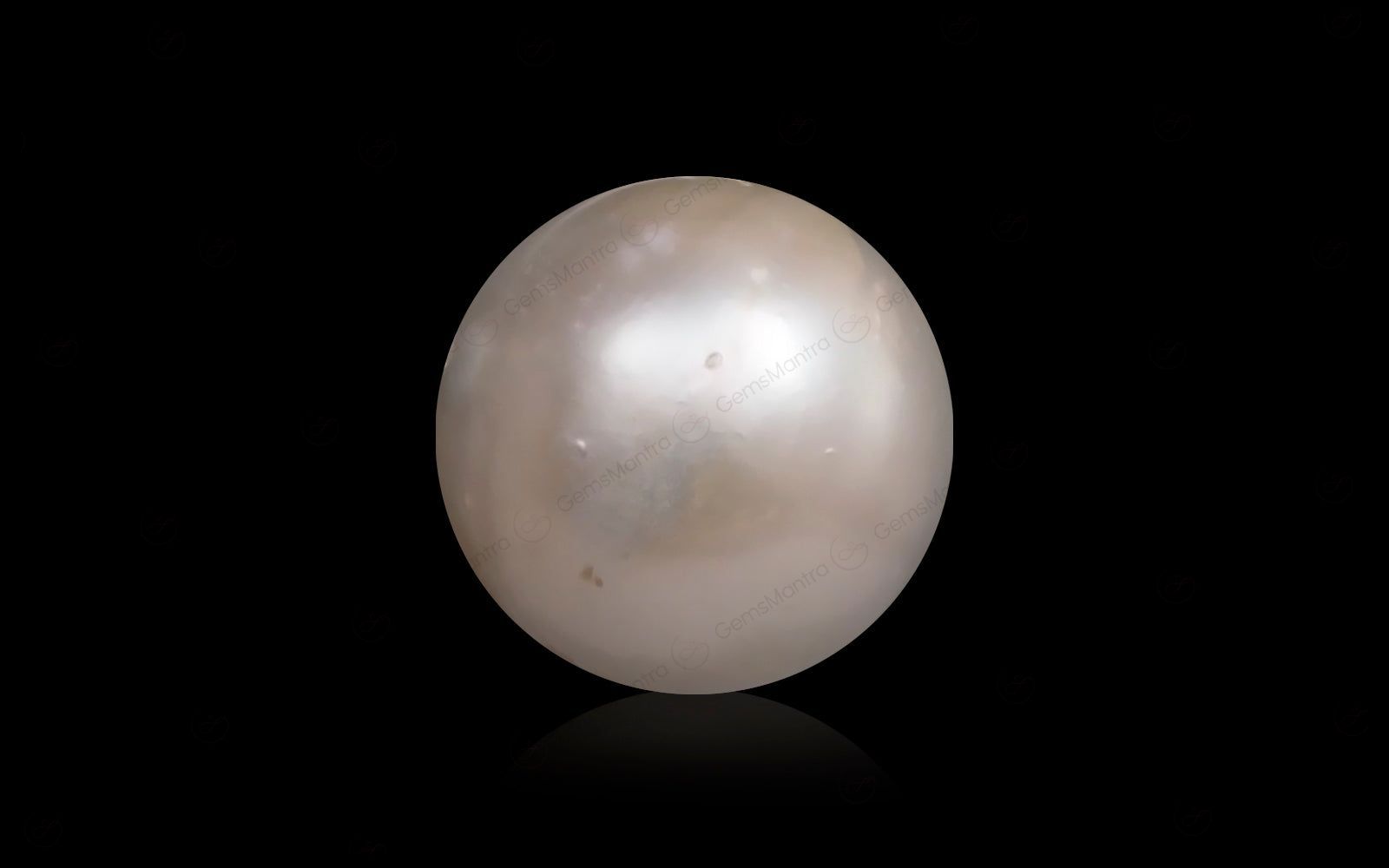 South Sea Pearl - 9.6 Carats