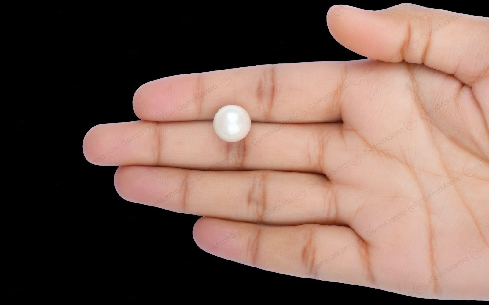 South Sea Pearl - 10.1 Carats