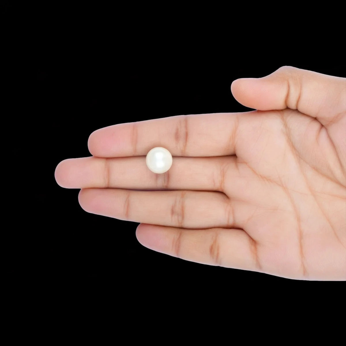 South Sea Pearl - 10.26 Carats
