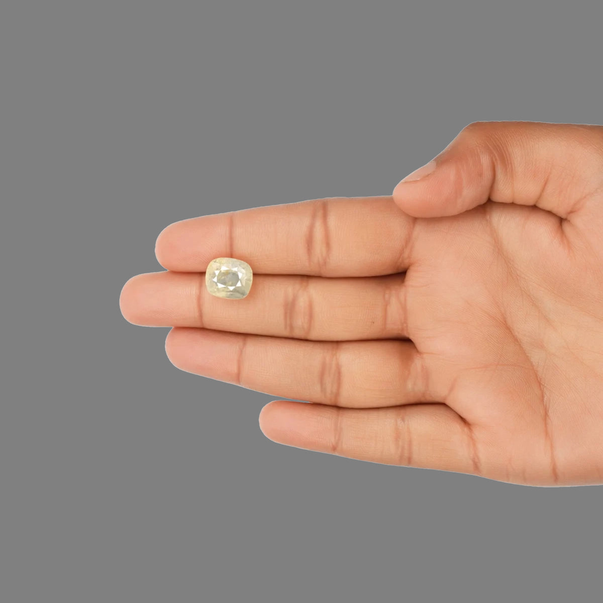 Yellow Sapphire - 8.8 Carats