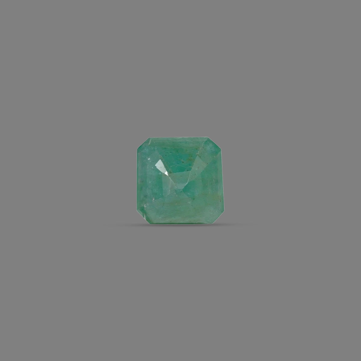 Emerald - 4.41 Carats