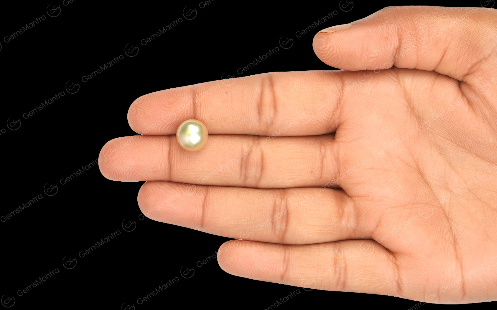 Golden Pearl - 6.73 Carats