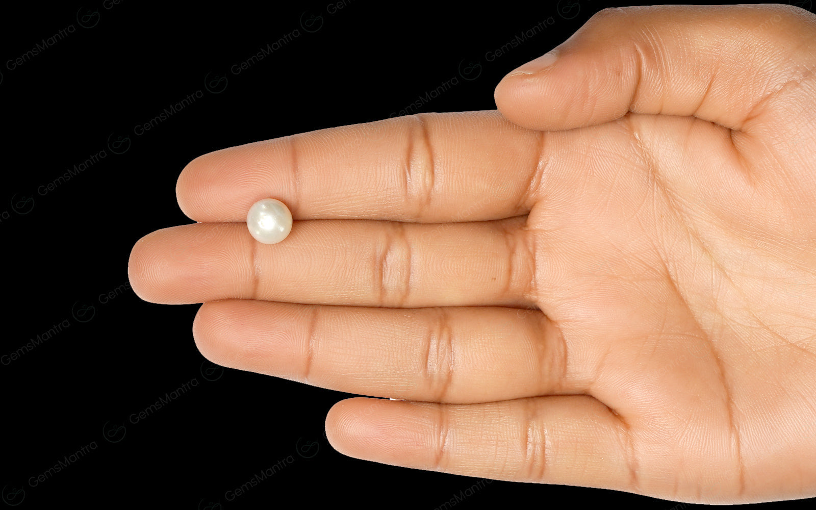 South Sea Pearl - 3.92 Carats