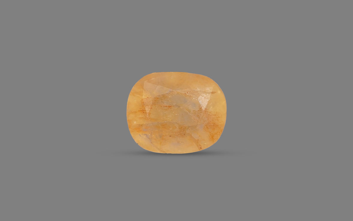 Yellow Sapphire (Pukhraj) – 4.81 Carat / 5.34 Ratti