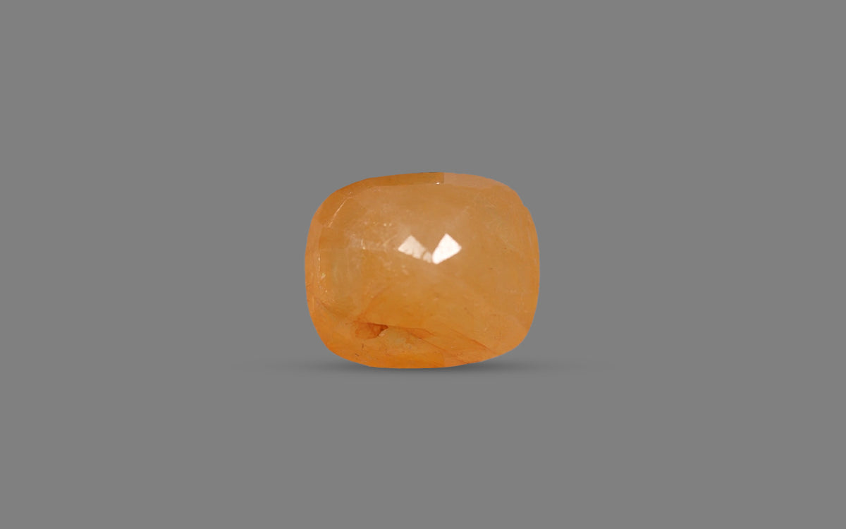 Yellow Sapphire (Pukhraj) – 8.17 Carat / 9.07 Ratti