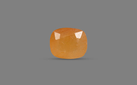 Yellow Sapphire (Pukhraj) – 8.17 Carat / 9.07 Ratti
