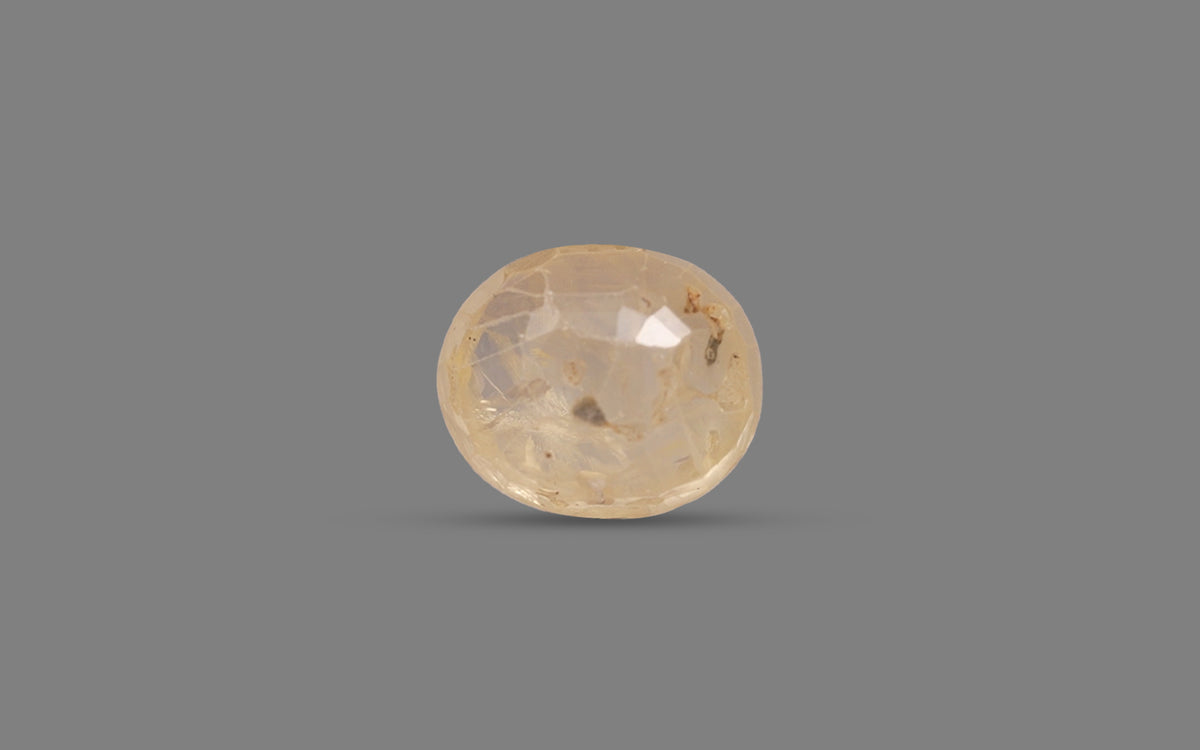 Yellow Sapphire (Pukhraj) – 4.64 Carat / 5.15 Ratti