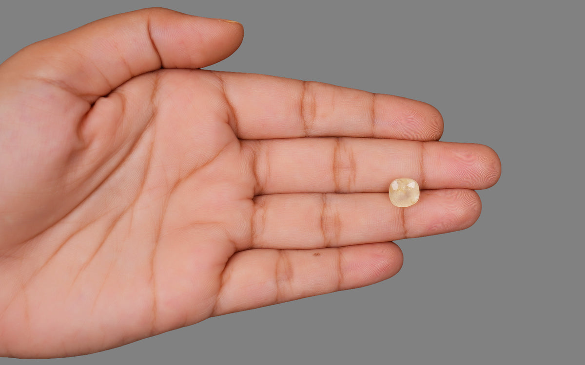 Yellow Sapphire (Pukhraj) – 5.73 Carat / 6.36 Ratti