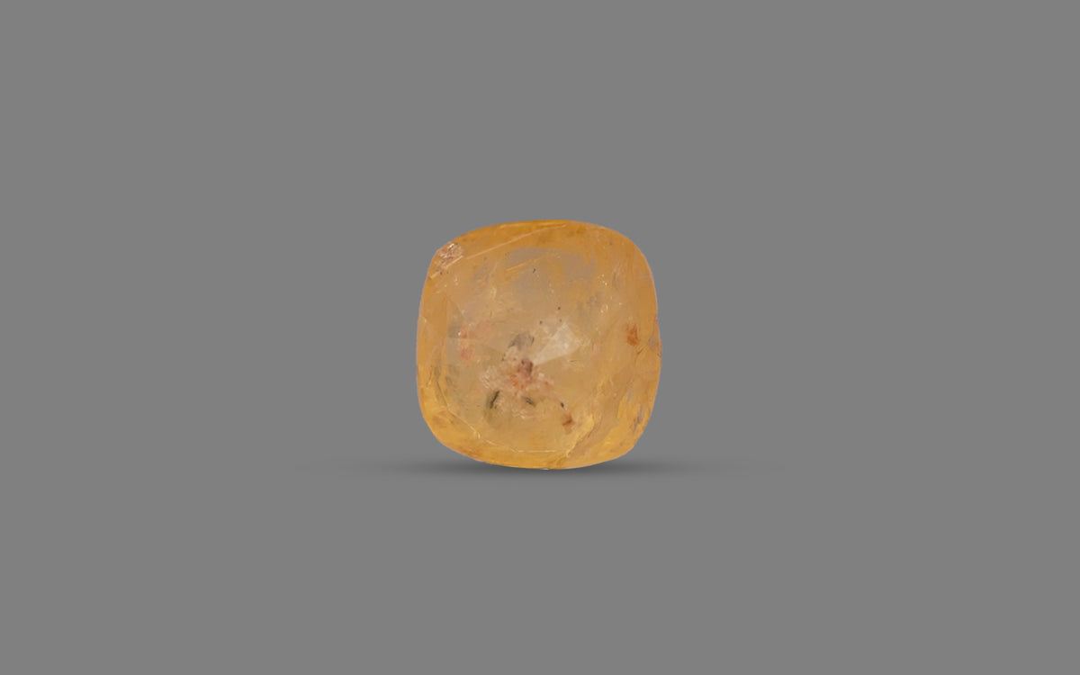 Yellow Sapphire (Pukhraj) – 4.73 Carat / 5.25 Ratti