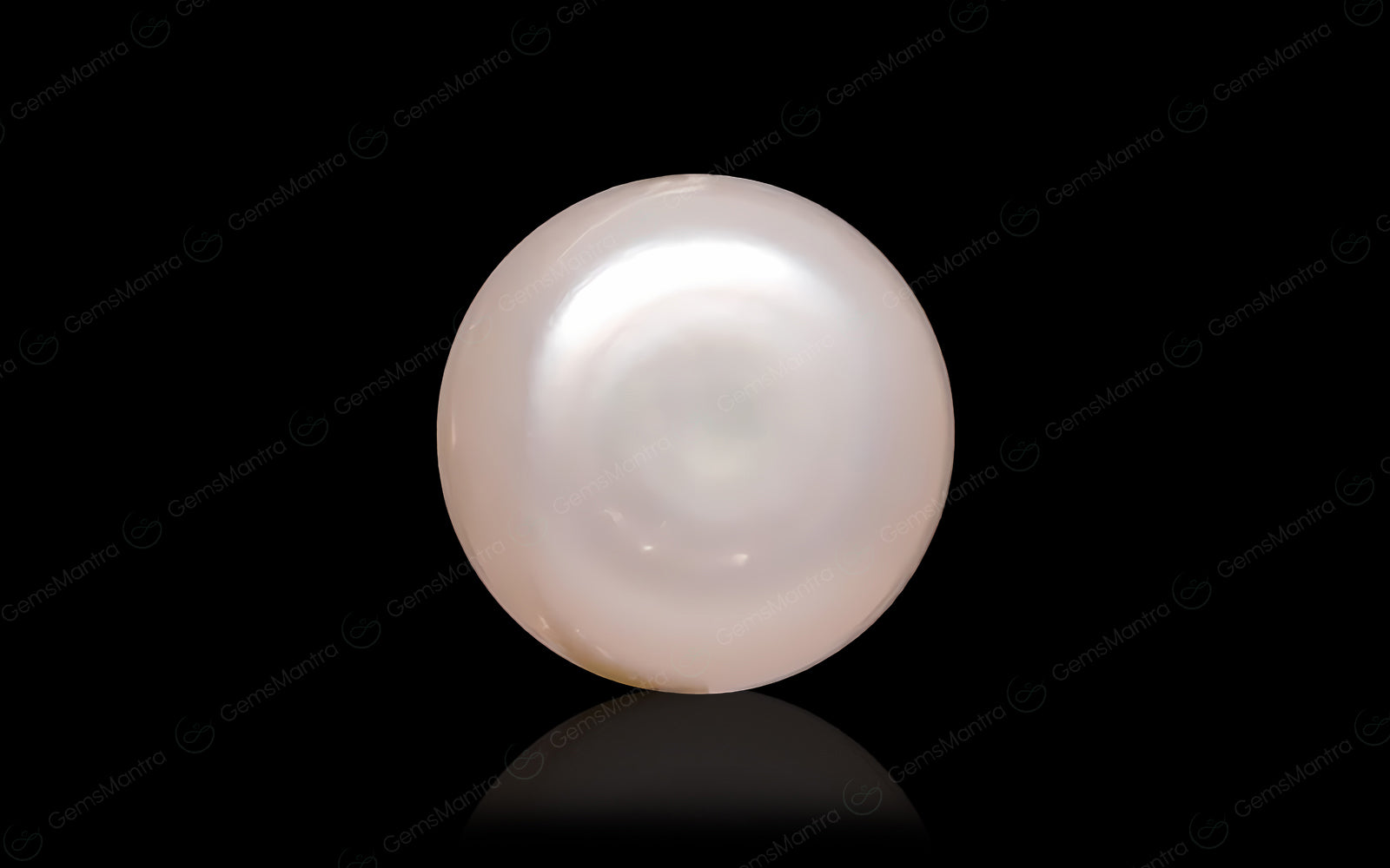 Pearl - 4.9 Carats
