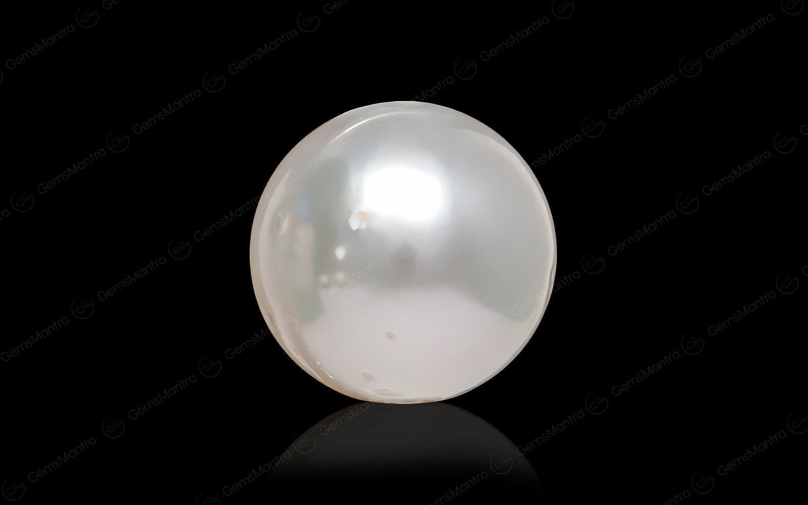 Pearl - 6.75 Carats