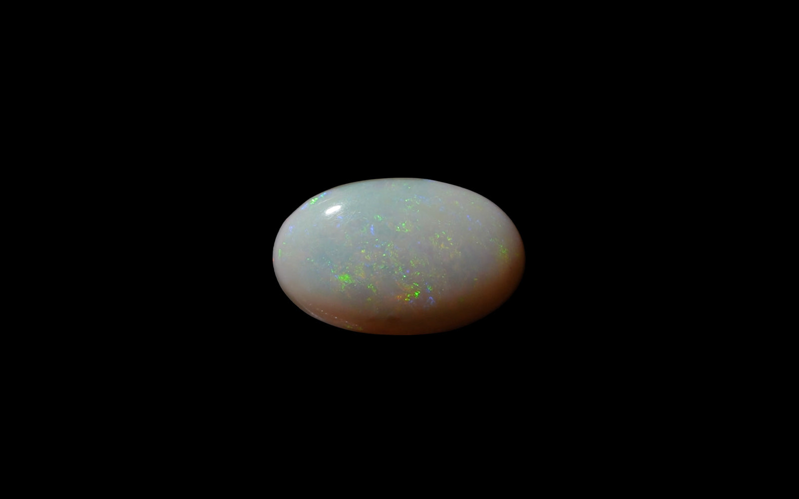 Opal - 4.88 Carats