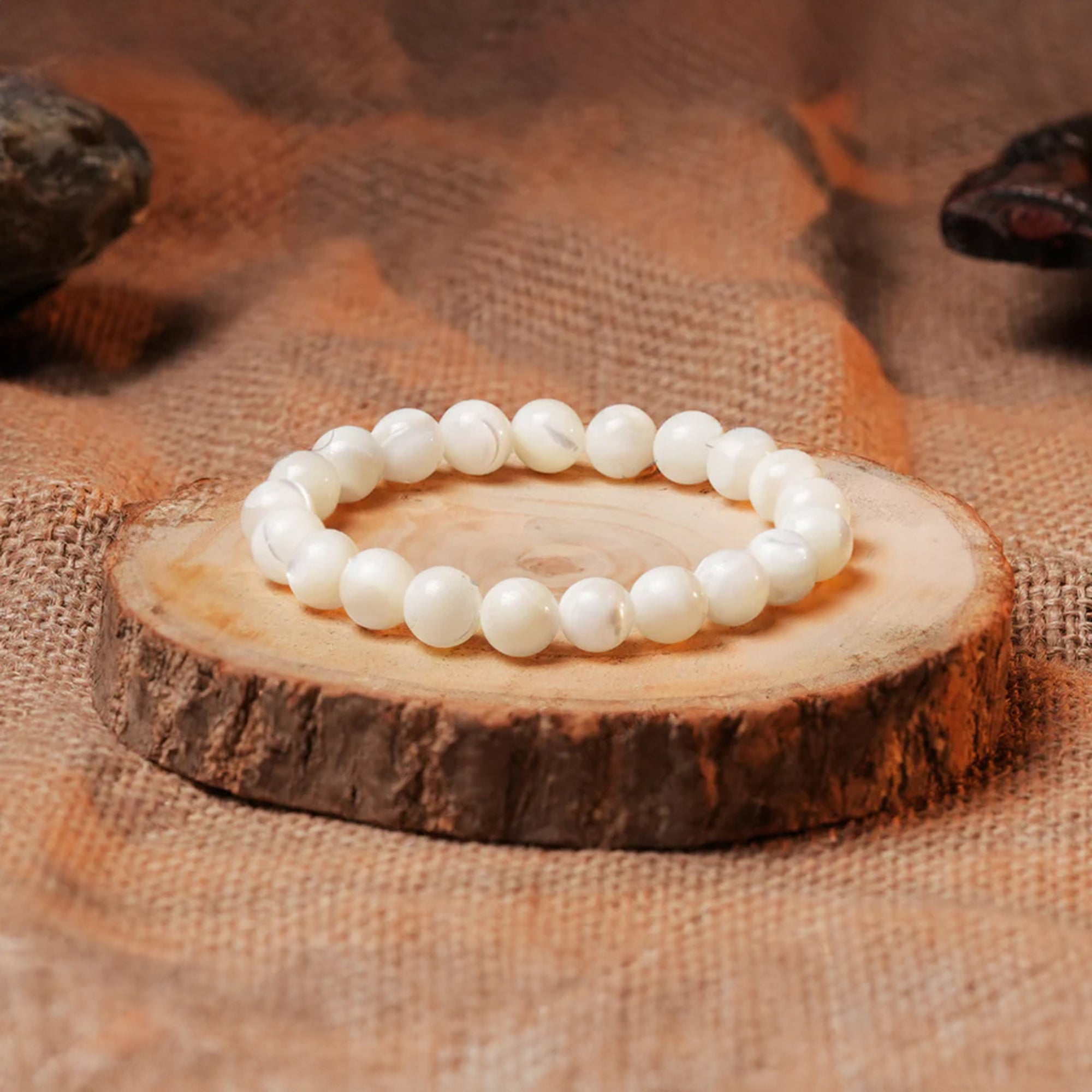 Mother of Pearl Bracelet – Calm & Inner Peace