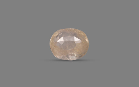 Yellow Sapphire (Pukhraj) – 3.36 Carat / 3.73 Ratti