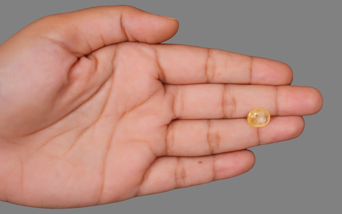 Yellow Sapphire (Pukhraj) – 4.65 Carat / 5.16 Ratti