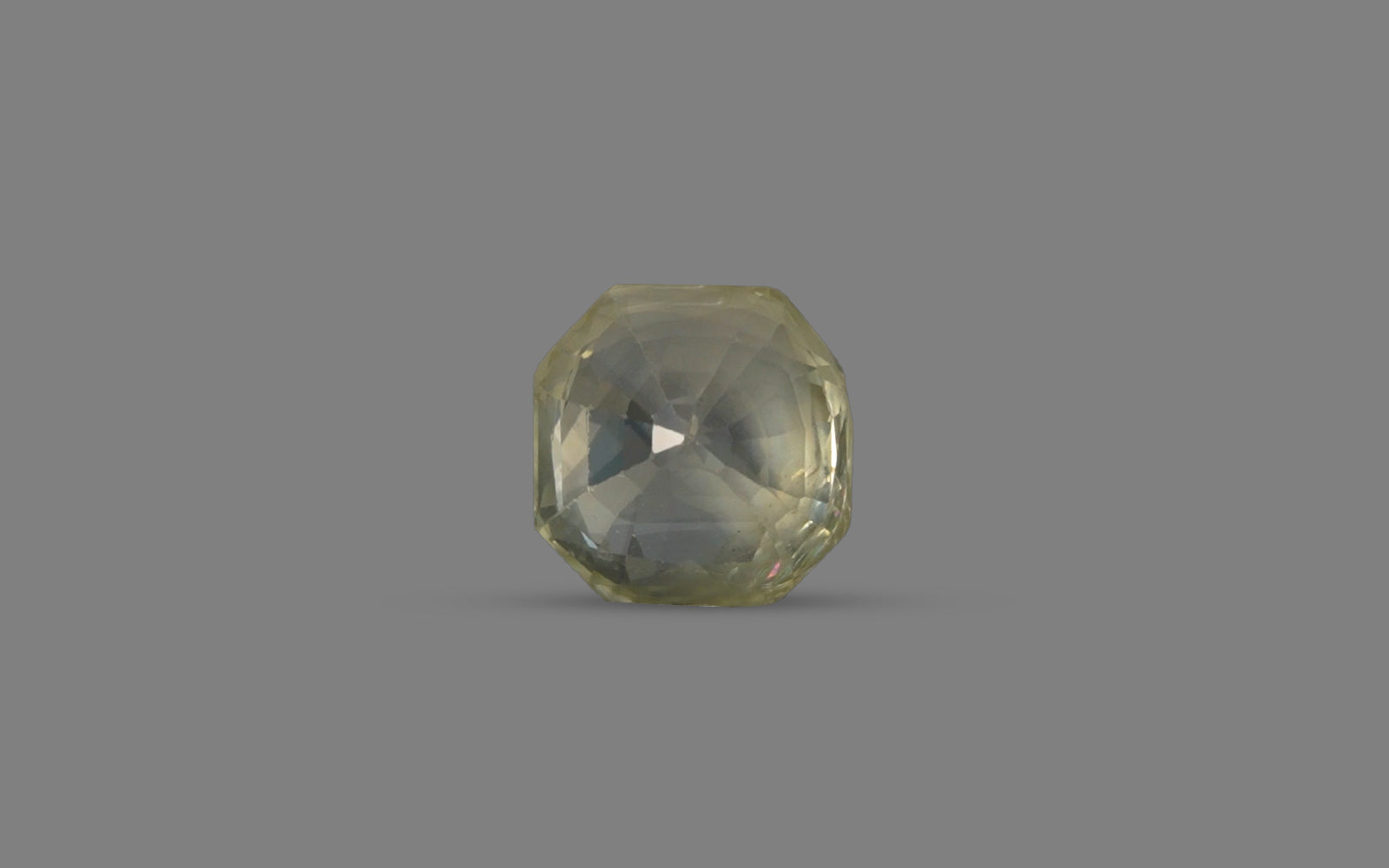 Yellow Sapphire - 4.64 Carats