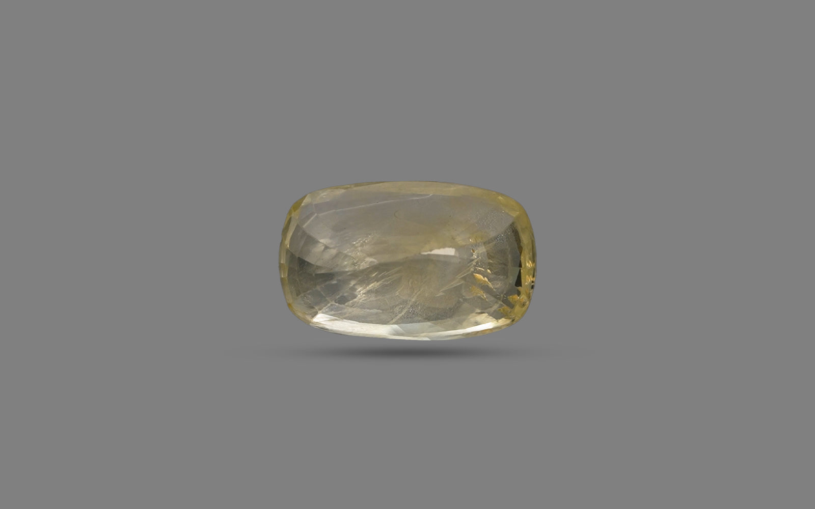 Yellow Sapphire - 5.66 Carats