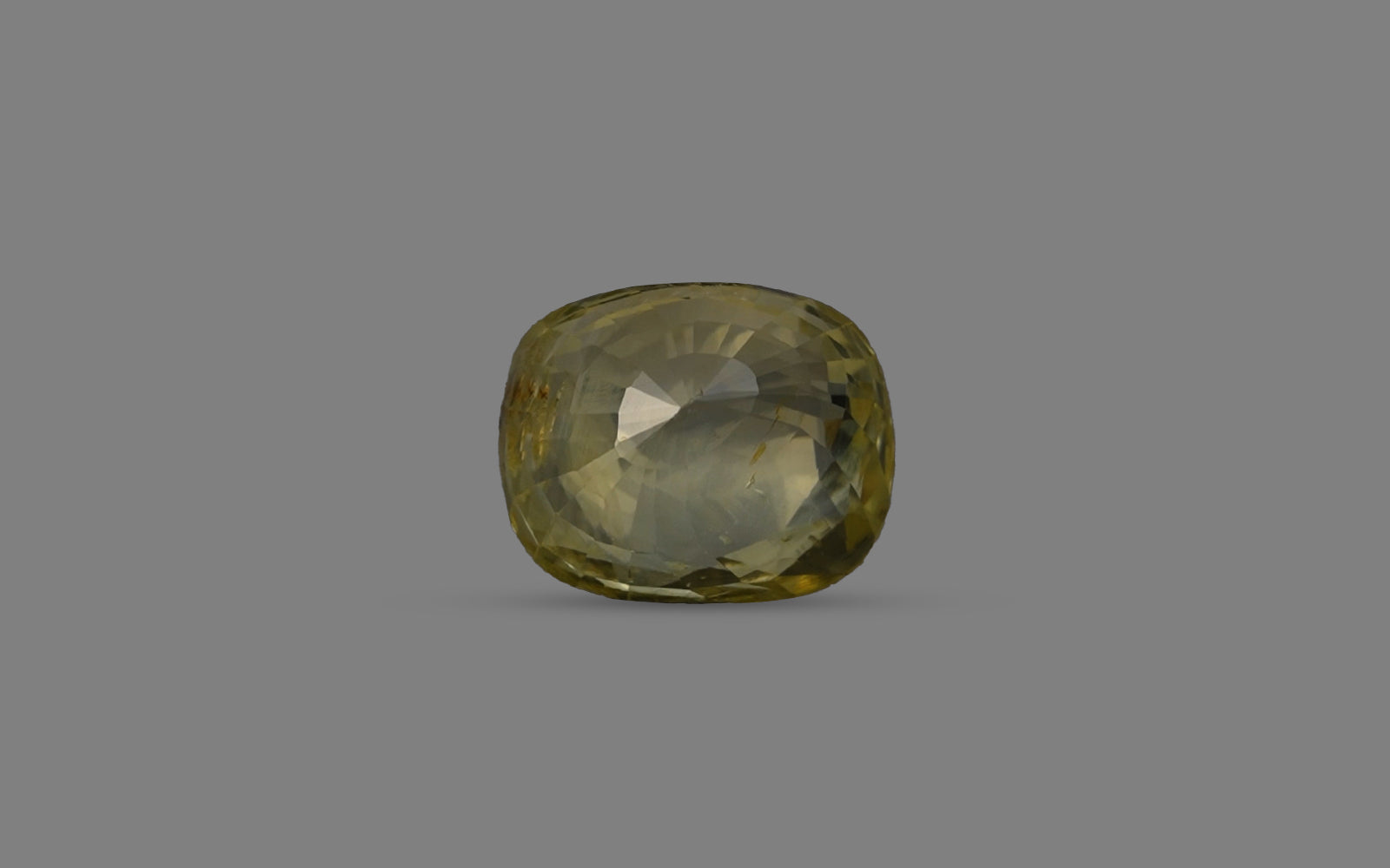 Yellow Sapphire - 5.21 Carats