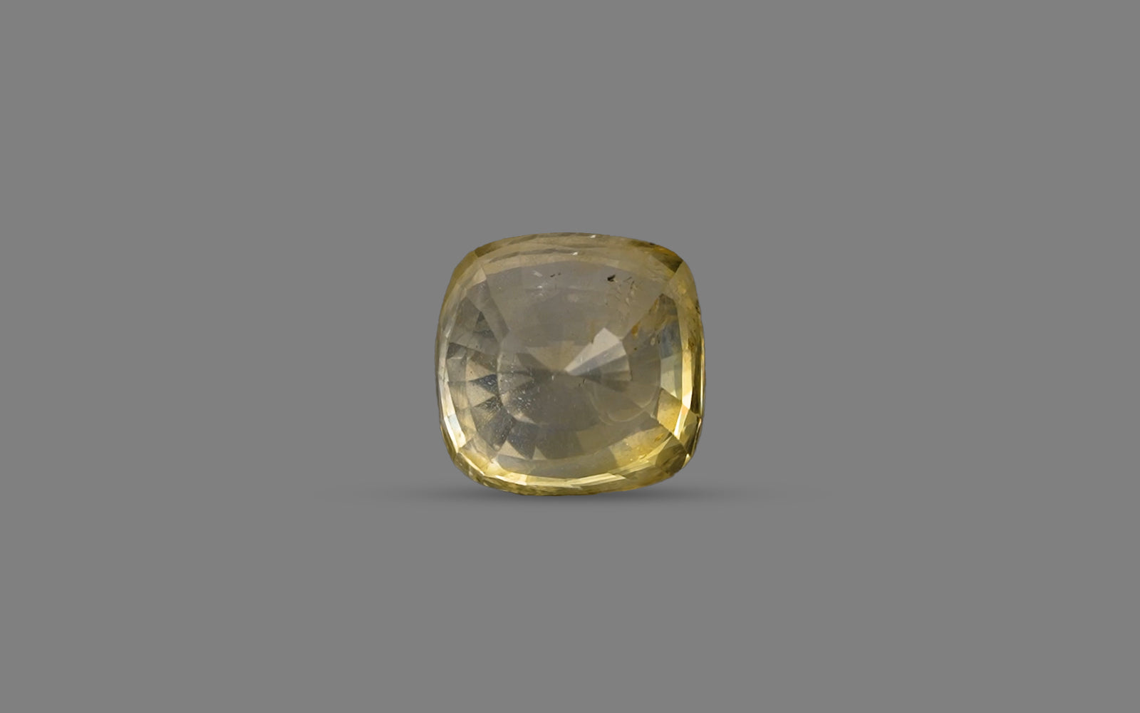Yellow Sapphire - 4.82 Carats