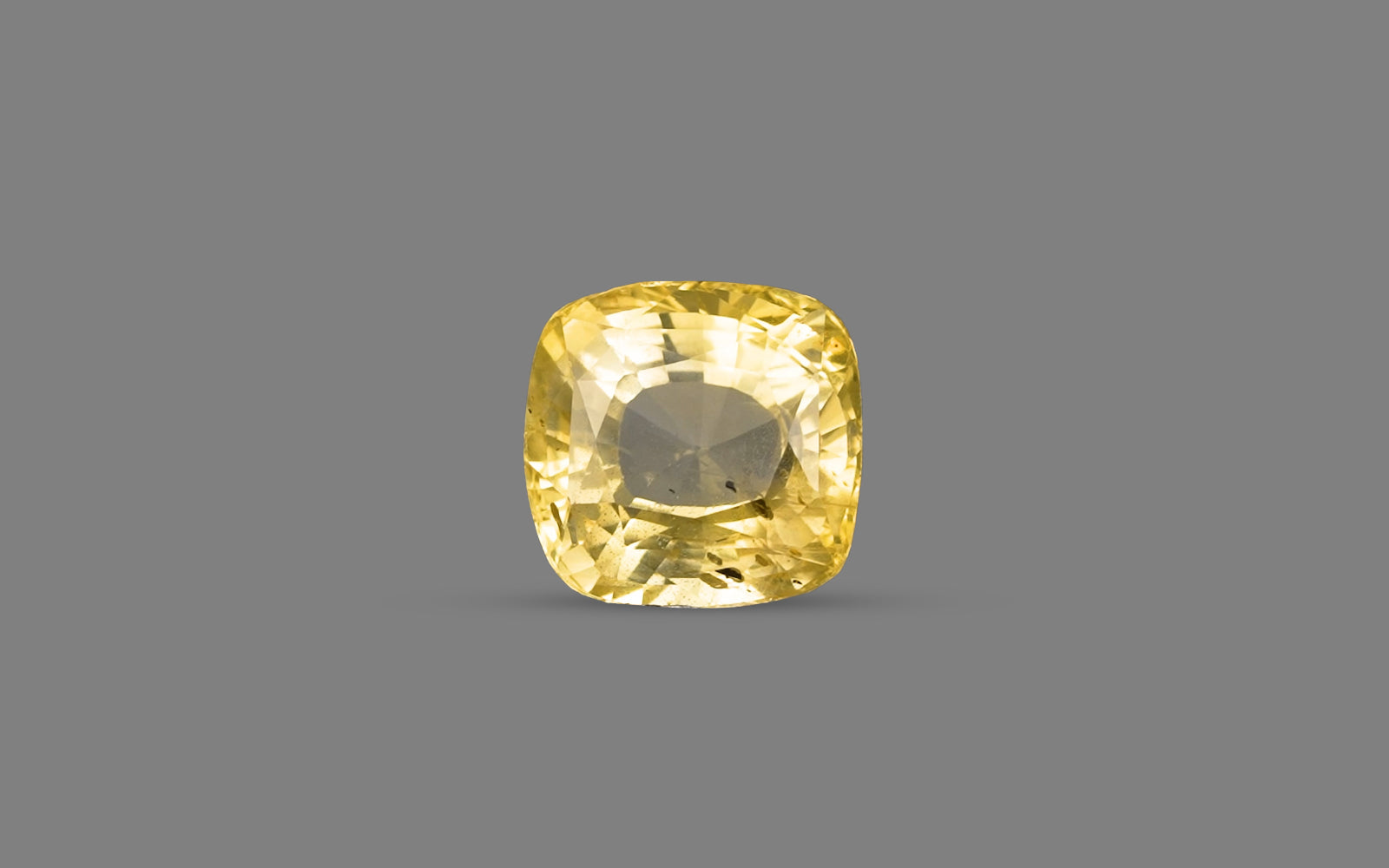 Yellow Sapphire - 4.82 Carats