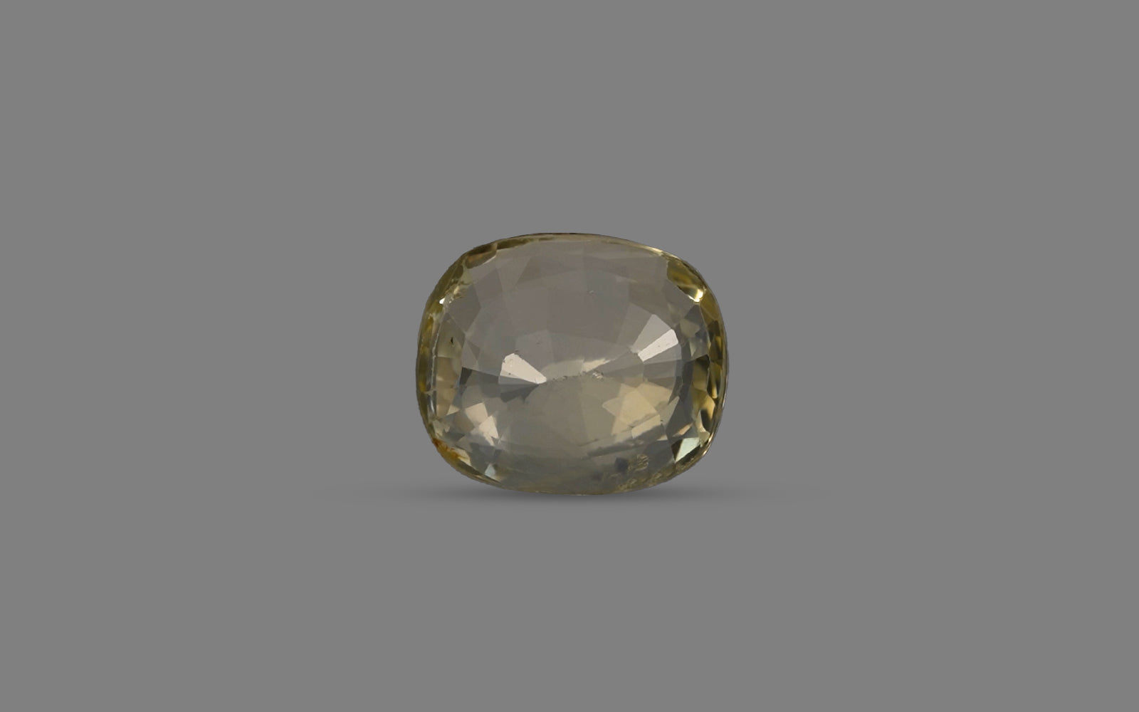 Yellow Sapphire - 4.51 Carats