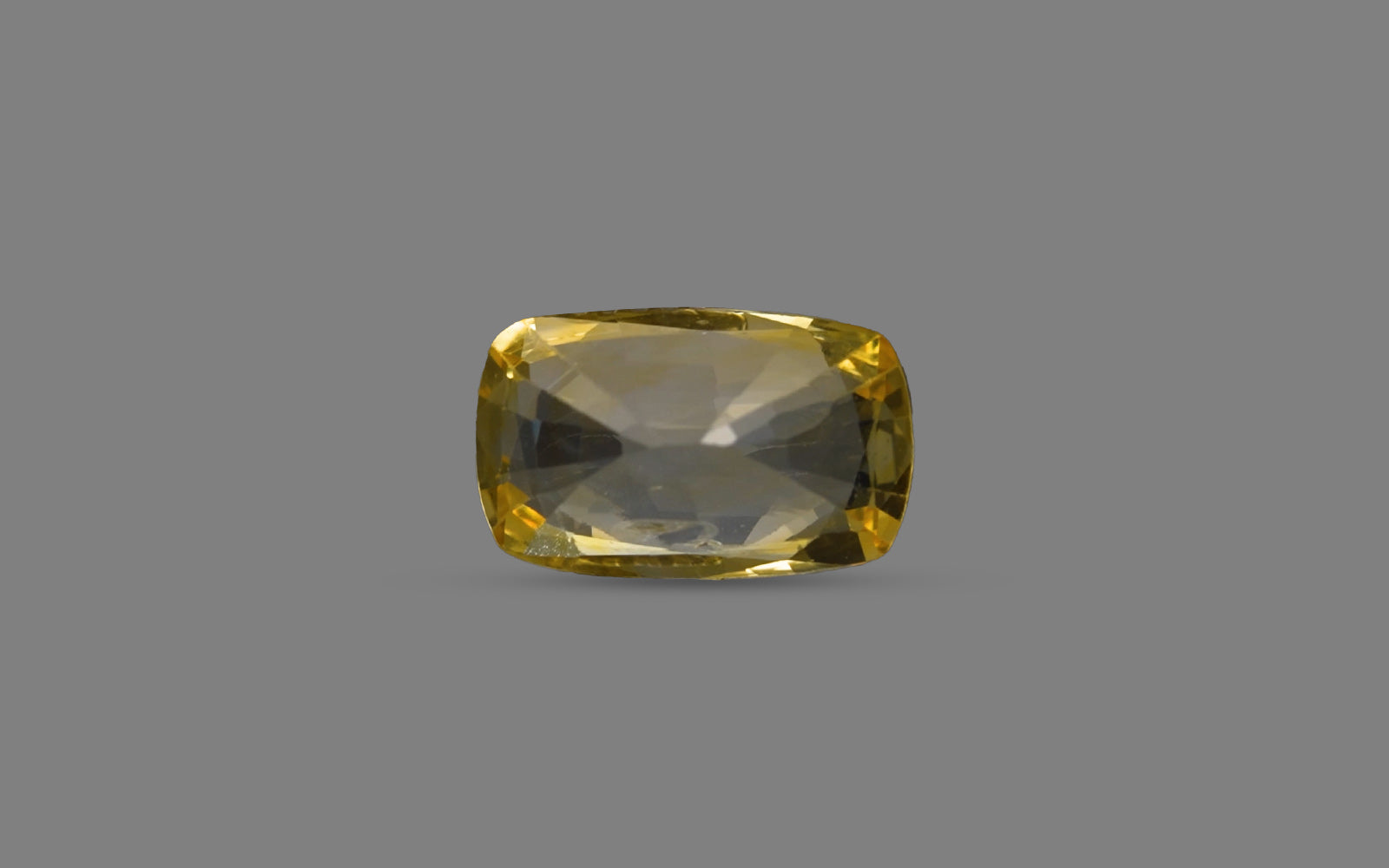 Yellow Sapphire - 4.84 Carats