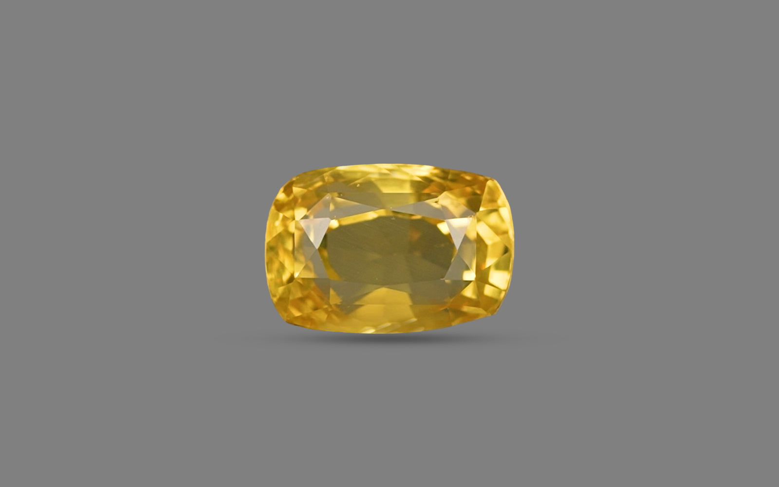 Yellow Sapphire - 5.89 Carats