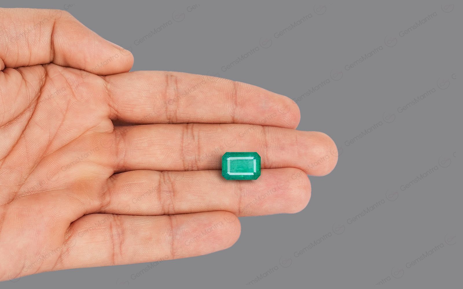 Emerald - (Clarity-color Based) (5.48 Carats)