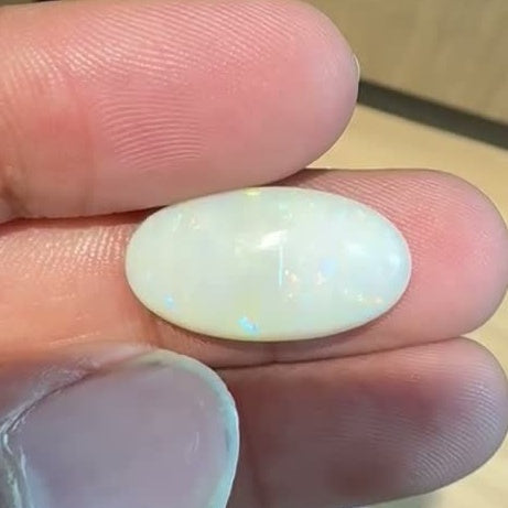Fire Opal – 7.22 Carat / 7.9 Ratti – Natural
