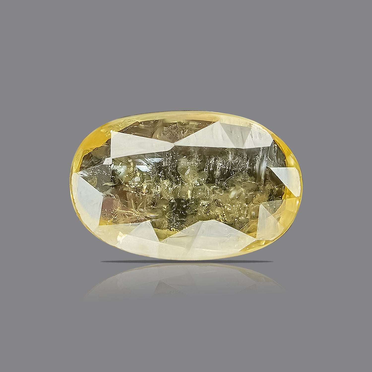 Pukhraj - Yellow Sapphire (4.07 ratti)